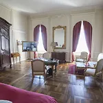 Chateau De Szálloda