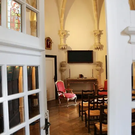 Chateau De Hotel