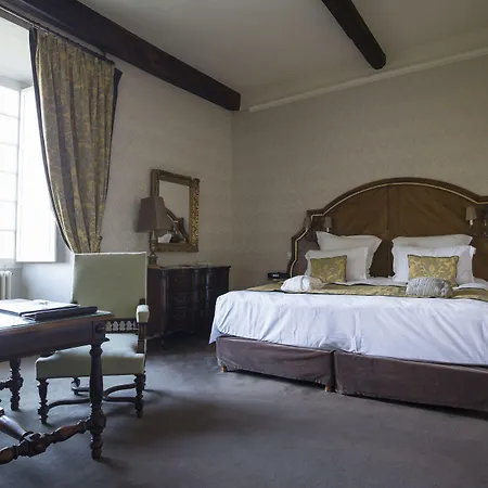 Chateau De Hotel 4*