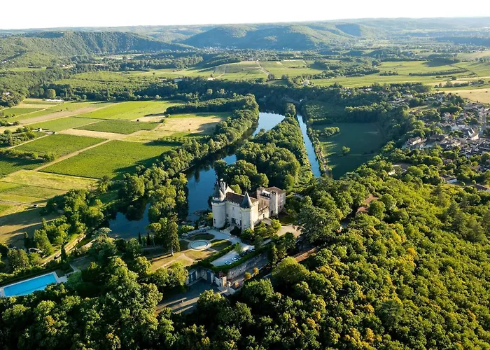 شاتو دي ميركويز 4* ميرْكو