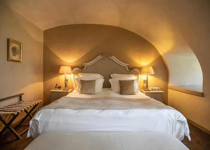 شاتو دي ميركويز ميرْكو