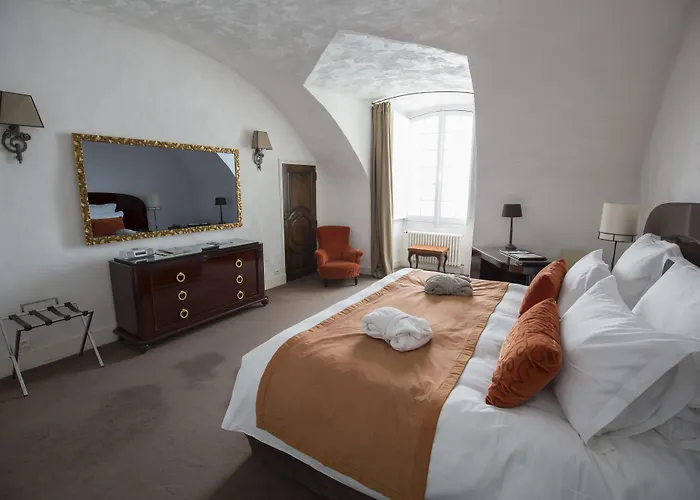 شاتو دي ميركويز ميرْكو