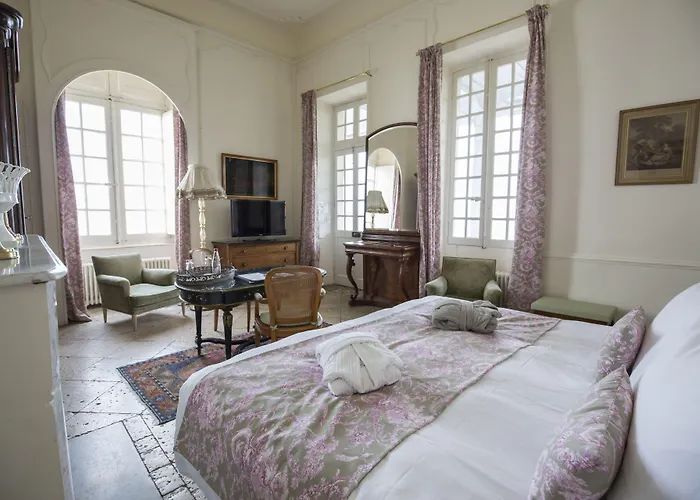 シャトー ド メルキュエス ホテル Mercuès